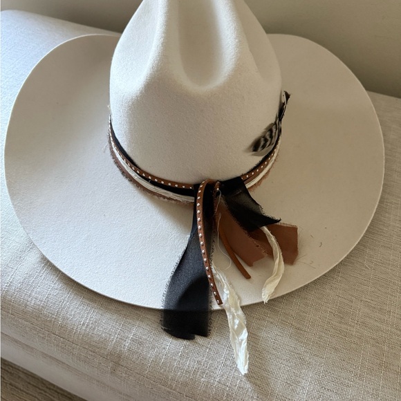 GIGI PIP Cream Western Hat with Brown & black Accents - Picture 2 of 10